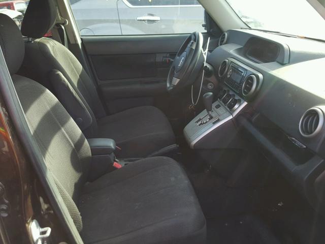 JTLKE50E481057329 - 2008 TOYOTA SCION XB 棕色 照片 5