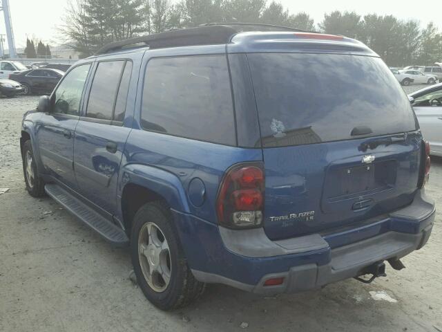 1GNES16S056197990 - 2005 CHEVROLET TRAILBLAZE BLUE photo 3