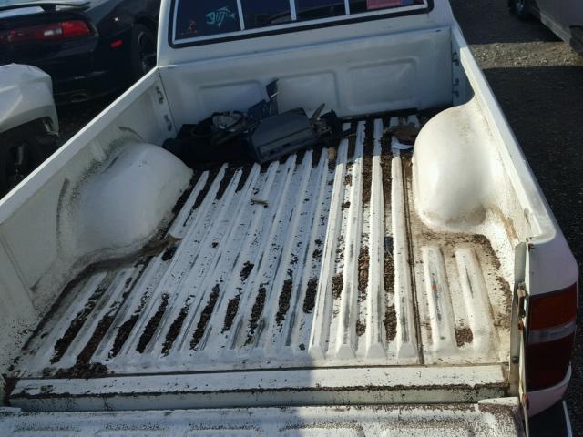 JT4RN93P0R5101870 - 1994 TOYOTA PICKUP 1/2 WHITE photo 6