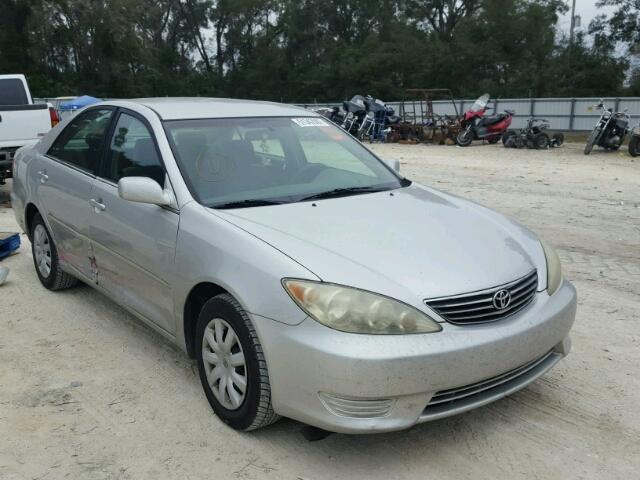 4T1BE32K75U987718 - 2005 TOYOTA CAMRY LE 银色 照片 1