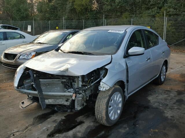 3N1CN7AP5GL863332 - 2016 NISSAN VERSA S SILVER photo 2