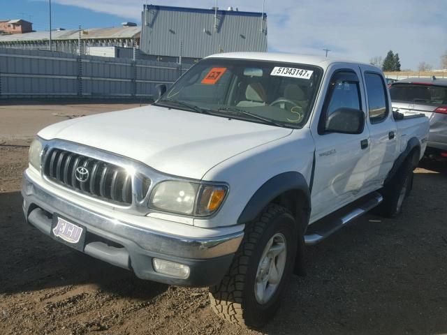 5TEGN92N44Z366014 - 2004 TOYOTA TACOMA DOU WHITE photo 2