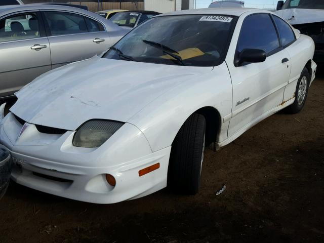 1G2JB124327341301 - 2002 PONTIAC SUNFIRE SE WHITE photo 2