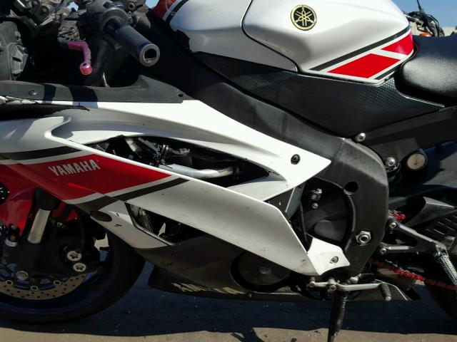 JYARJ16EXCA023096 - 2012 YAMAHA YZFR6 WHITE photo 9