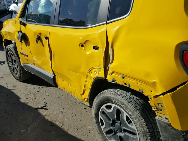 ZACCJBCT3GPC55869 - 2016 JEEP RENEGADE T YELLOW photo 9