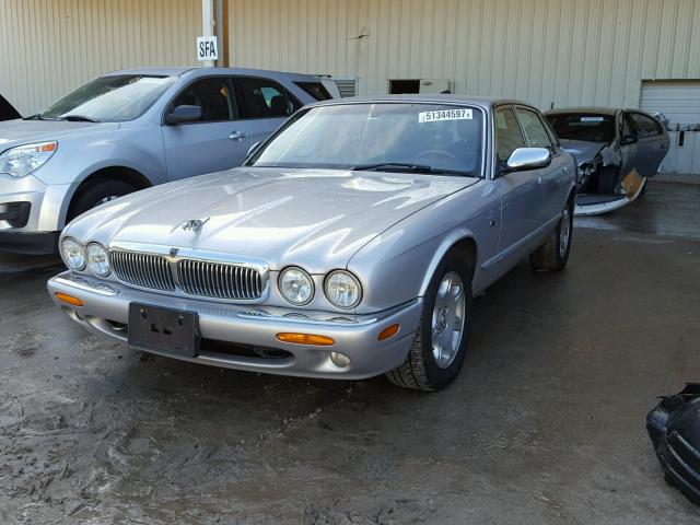 SAJDA14C73LF58444 - 2003 JAGUAR XJ8 SILVER photo 2