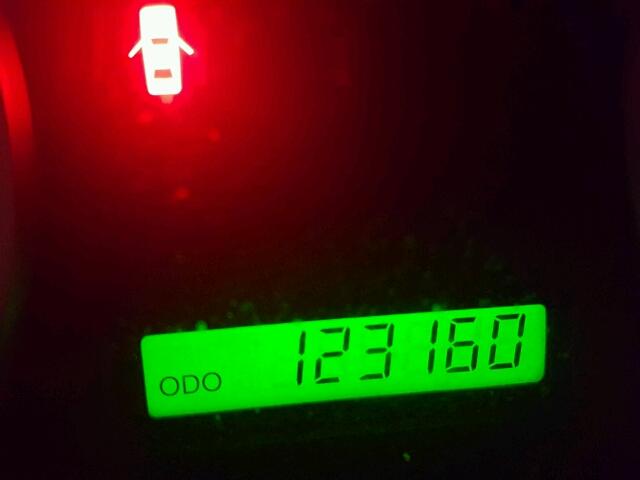 KL1TD56668B050709 - 2008 CHEVROLET AVEO BASE ORANGE photo 8