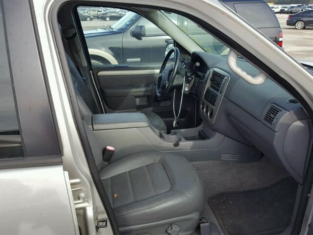 1FMZU63W63ZA58964 - 2003 FORD EXPLORER X SILVER photo 5