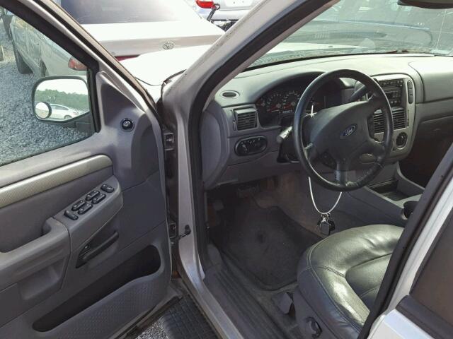 1FMZU63W63ZA58964 - 2003 FORD EXPLORER X SILVER photo 9