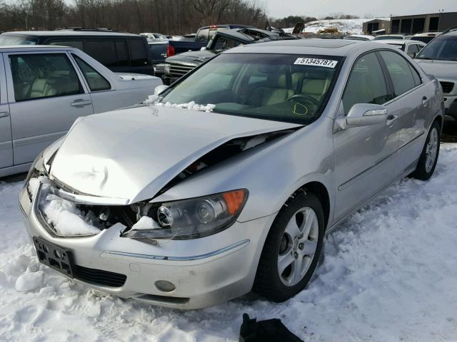 JH4KB16596C000984 - 2006 ACURA RL SILVER photo 2