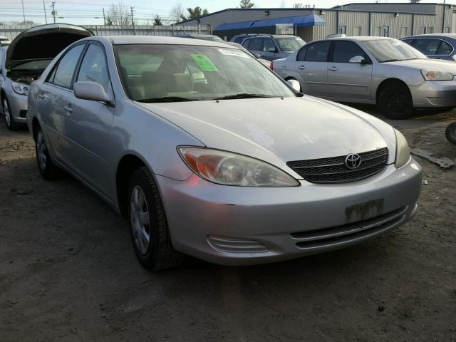 4T1BE30K83U192094 - 2003 TOYOTA CAMRY LE ვერცხლისფერი ფოტო 1