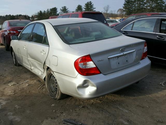 4T1BE30K83U192094 - 2003 TOYOTA CAMRY LE ვერცხლისფერი ფოტო 3