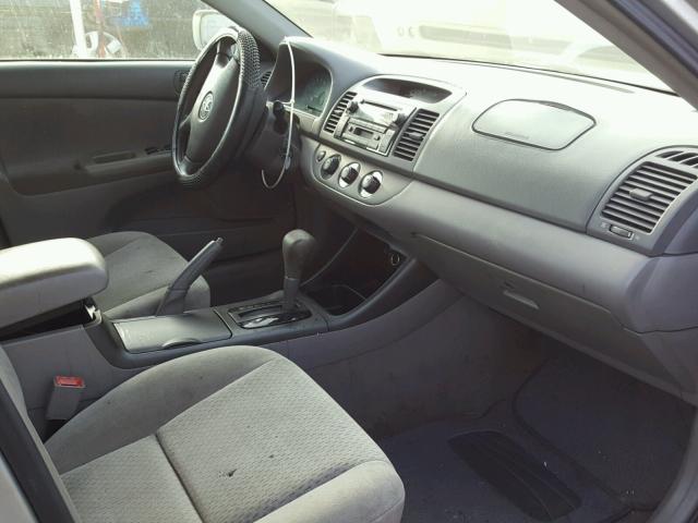 4T1BE30K83U192094 - 2003 TOYOTA CAMRY LE ვერცხლისფერი ფოტო 5