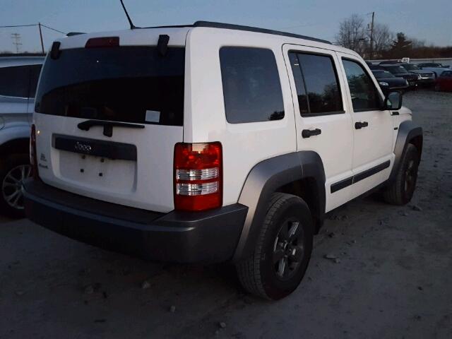 1J4PN3GK6AW158232 - 2010 JEEP LIBERTY RE WHITE photo 4