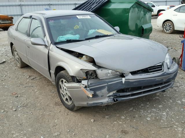 4T1BF22K8YU100610 - 2000 TOYOTA CAMRY LE 棕色 照片 1