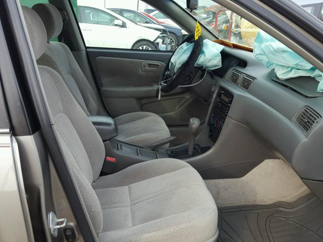 4T1BF22K8YU100610 - 2000 TOYOTA CAMRY LE 棕色 照片 5