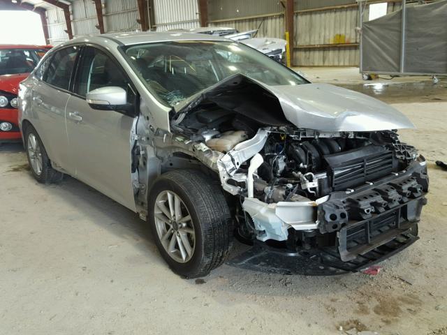 1FADP3F29FL327324 - 2015 FORD FOCUS SE SILVER photo 1