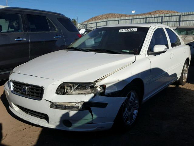 YV1RS592872600289 - 2007 VOLVO S60 2.5T WHITE photo 2