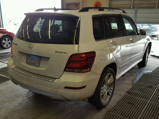 WDCGG0EB0DG105309 - 2013 MERCEDES-BENZ GLK 250 BL WHITE photo 4