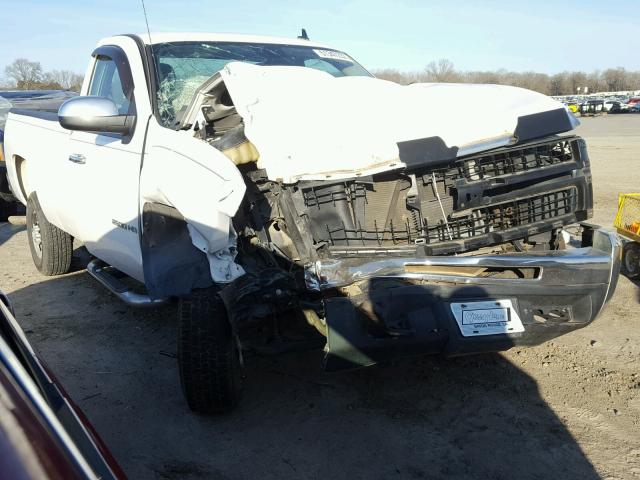 1GCHC24K67E553539 - 2007 CHEVROLET SILVERADO WHITE photo 1