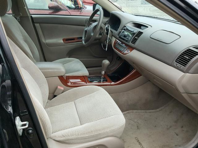 4T1BE32K13U144269 - 2003 TOYOTA CAMRY LE შავი ფოტო 5