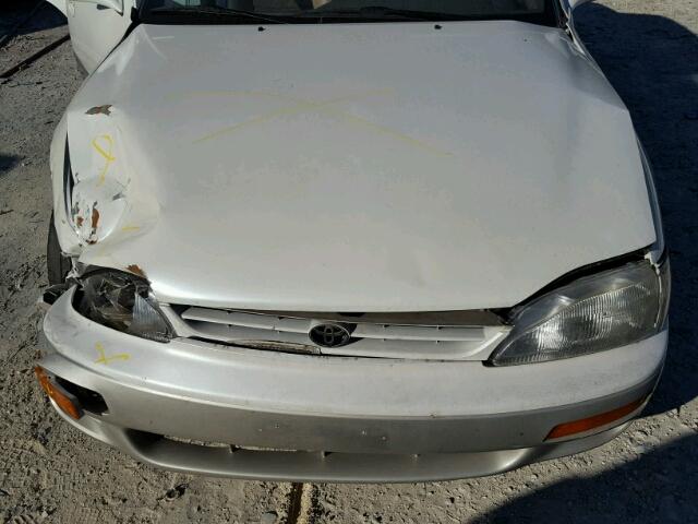 JT2BF12K0T0136590 - 1996 TOYOTA CAMRY LE WHITE photo 7