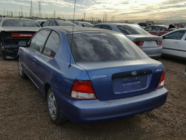 KMHCF35G01U082076 - 2001 HYUNDAI ACCENT L BLUE photo 3