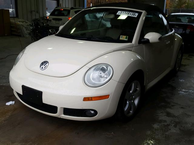 3VWSF31Y76M320657 - 2006 VOLKSWAGEN NEW BEETLE 奶油色 照片 2