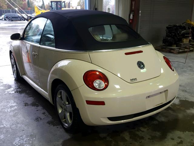 3VWSF31Y76M320657 - 2006 VOLKSWAGEN NEW BEETLE CREAM photo 3