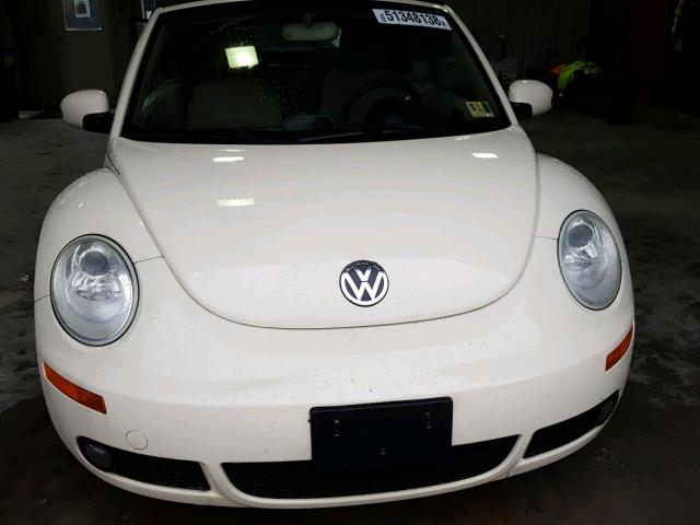 3VWSF31Y76M320657 - 2006 VOLKSWAGEN NEW BEETLE 奶油色 照片 9