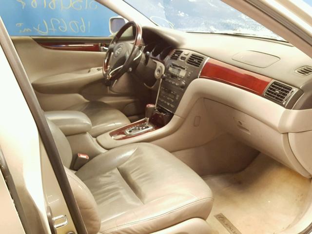 JTHBF30G925018443 - 2002 LEXUS ES 300 SILVER photo 5