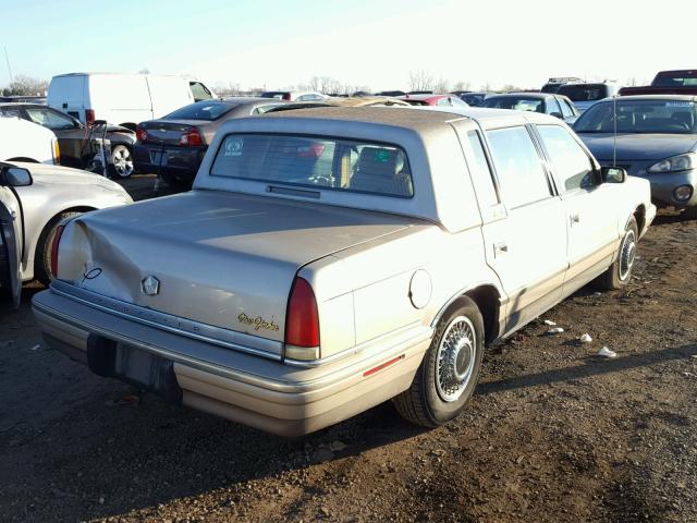 1C3XV66L1PD211011 - 1993 CHRYSLER NEW YORKER TAN photo 4