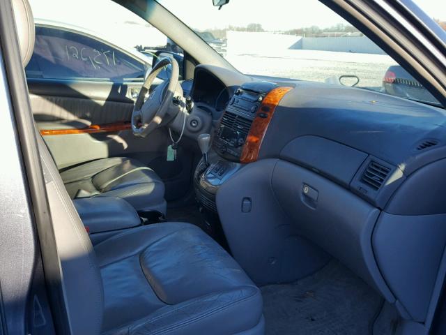 5TDZA22C06S562445 - 2006 TOYOTA SIENNA XLE BLUE photo 5