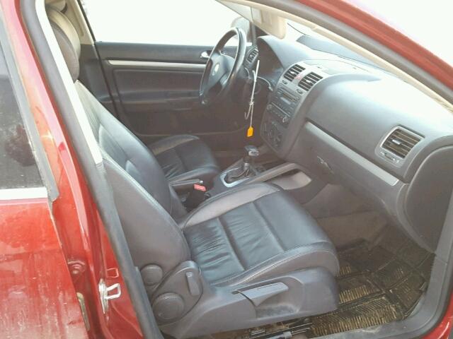 3VWDF31K06M604121 - 2006 VOLKSWAGEN JETTA 2.5L RED photo 5