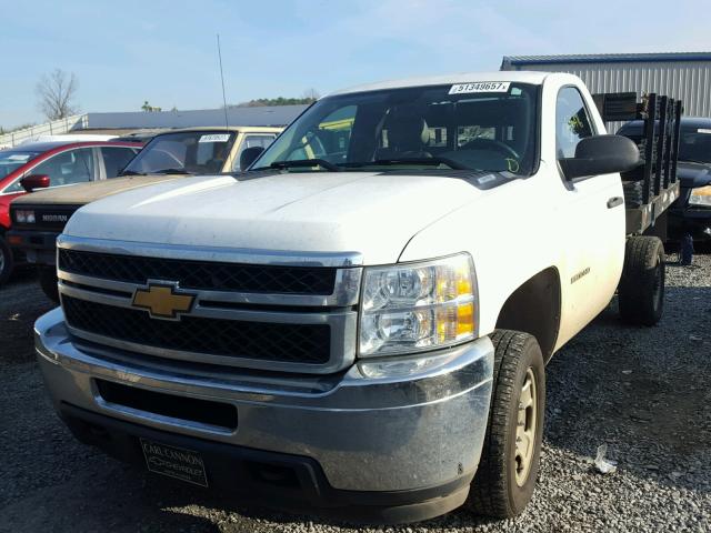 1GC0CVCGXCF125392 - 2012 CHEVROLET SILVERADO WHITE photo 2