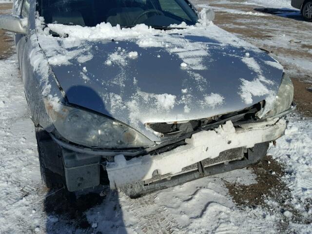 4T1BE32K36U109401 - 2006 TOYOTA CAMRY LE ვერცხლისფერი ფოტო 9