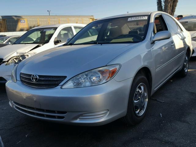 4T1BE32K13U129464 - 2003 TOYOTA CAMRY LE SILVER photo 2