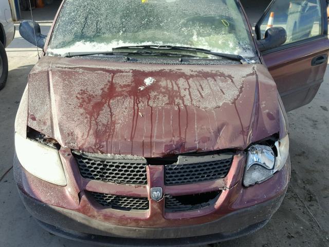 1B4GP253X2B644294 - 2002 DODGE CARAVAN SE PURPLE photo 7