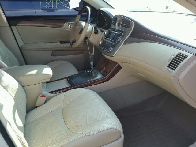 4T1BK3DB2CU463119 - 2012 TOYOTA AVALON BAS 白色 照片 5