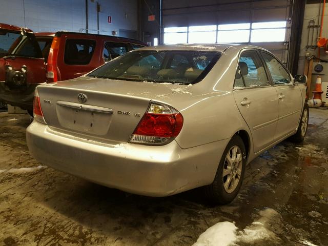 4T1BF30K65U607803 - 2005 TOYOTA CAMRY LE SILVER photo 4