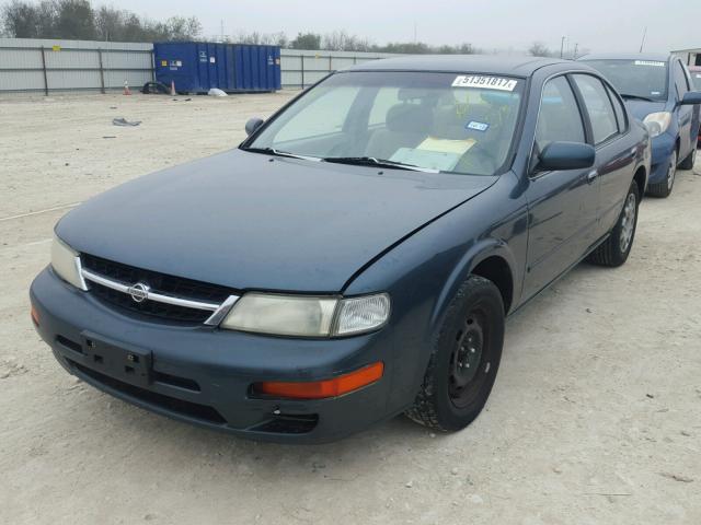 JN1CA21D2WT613013 - 1998 NISSAN MAXIMA GLE GREEN photo 2