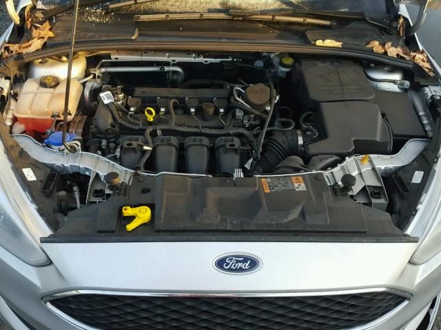 1FADP3F24FL269736 - 2015 FORD FOCUS SE SILVER photo 7