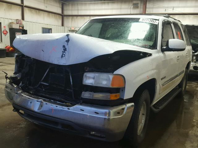 1GKEK13Z03R132003 - 2003 GMC YUKON WHITE photo 2