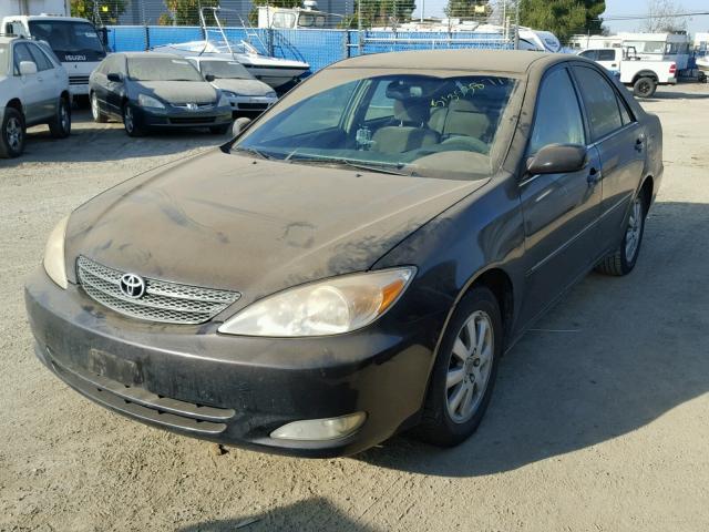 JTDBE32K630243651 - 2003 TOYOTA CAMRY LE BROWN photo 2