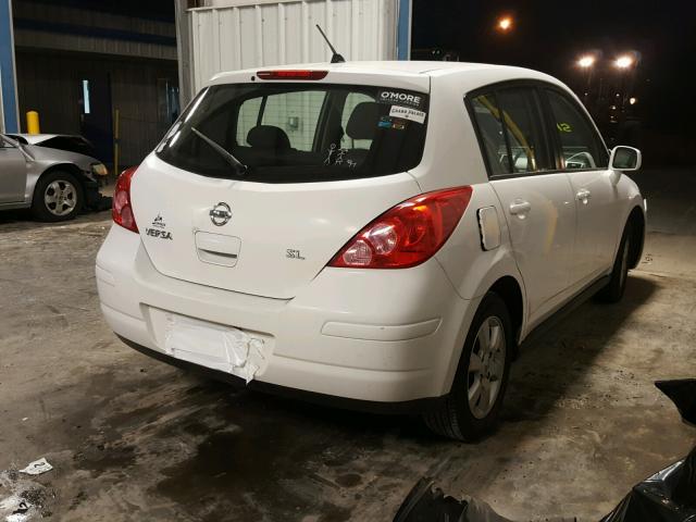 3N1BC13E59L420093 - 2009 NISSAN VERSA S WHITE photo 4