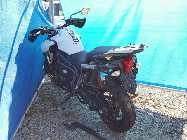 SMTF45XB4HJ795029 - 2017 TRIUMPH MOTORCYCLE EXPLORER X WHITE photo 3