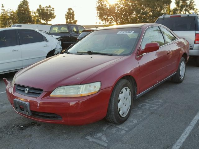 1HGCG3267XA020263 - 1999 HONDA ACCORD LX RED photo 2