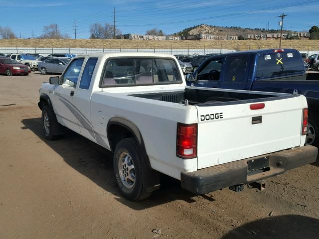 1B7GG23Y1TS611106 - 1996 DODGE DAKOTA WHITE photo 3