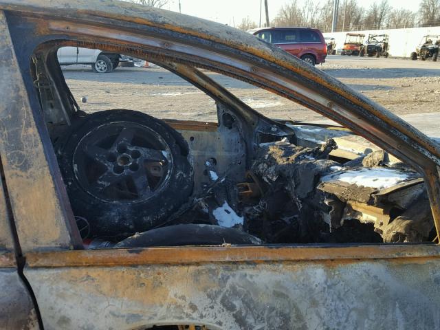 2G2WS542741284657 - 2004 PONTIAC GRAND PRIX BURN photo 5