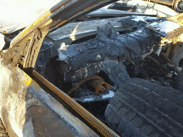 2G2WS542741284657 - 2004 PONTIAC GRAND PRIX 烧焦的 照片 8